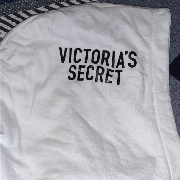 Victoria's Secret Sweaters - Victoria’s Secret Sports hoodie